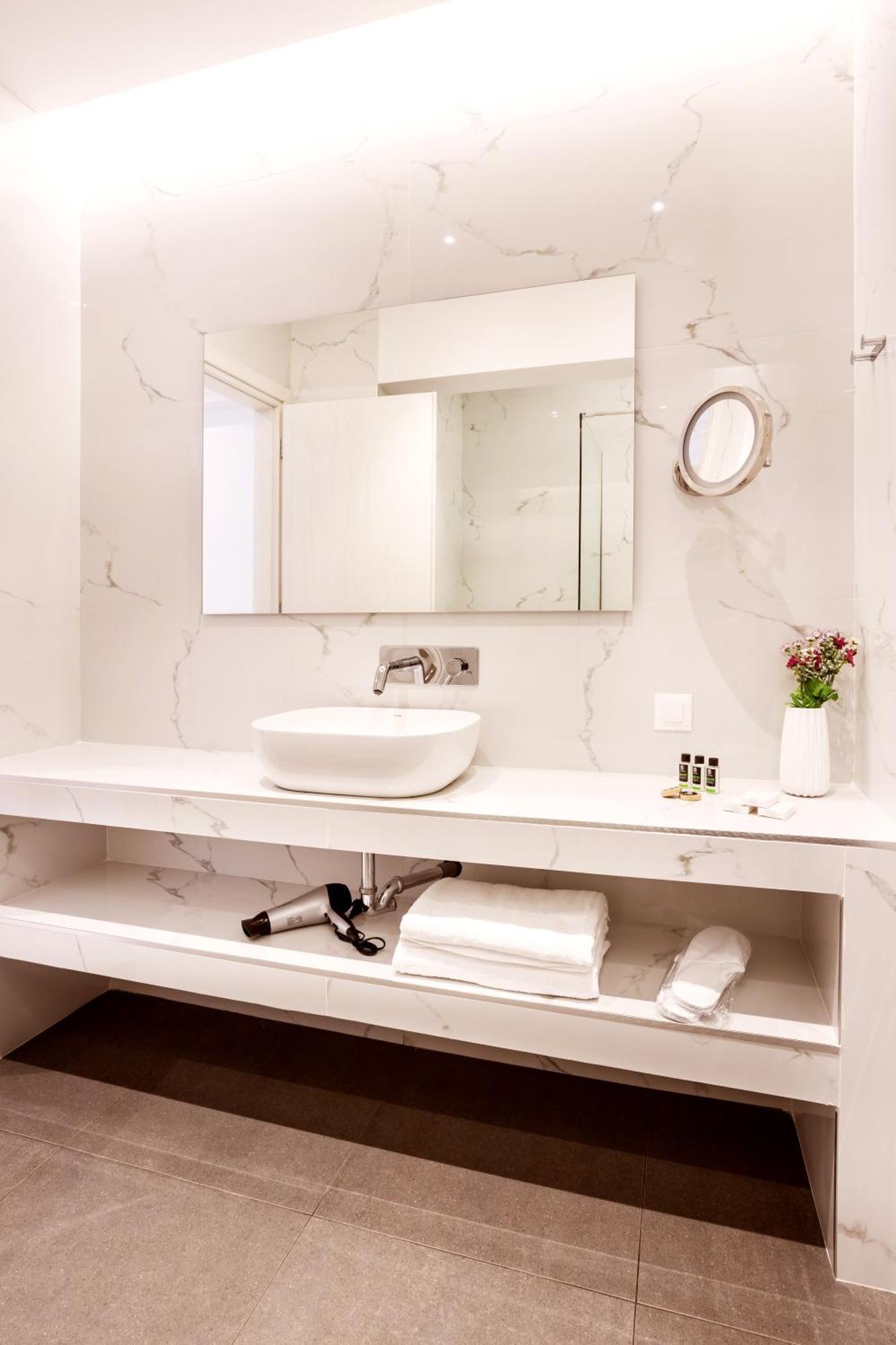 Days City Suites Atena Exterior foto